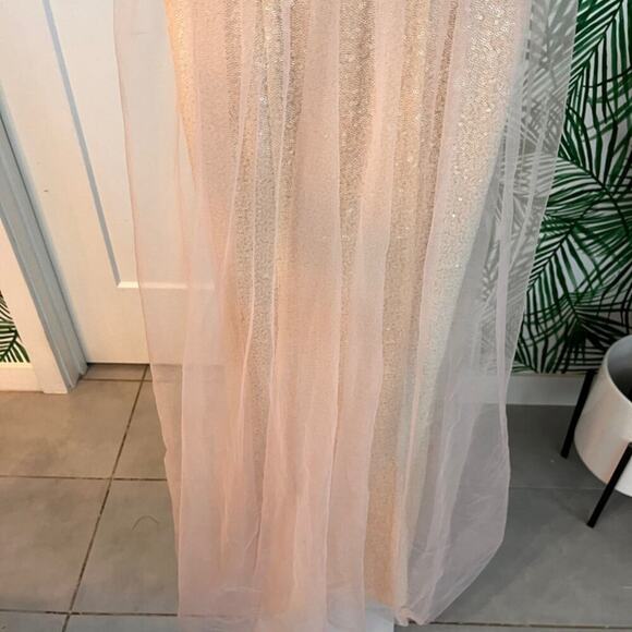 Fame and Partners Blush Pink Sequin and Tulle Open Back Gown Size 4 - Picture 4 of 12
